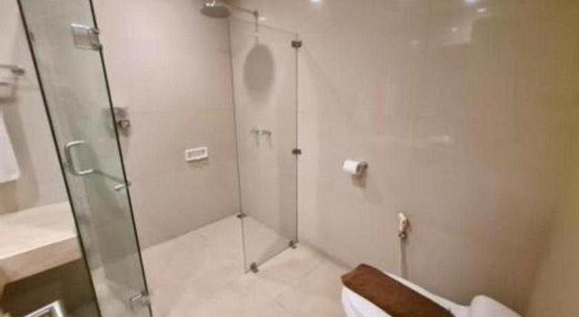 Hotel Cemerlang Bandung Esterno foto
